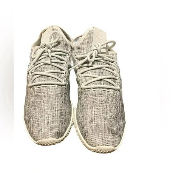 Adidas x Pharrell tennis HU light mint knit casual athletic sneakers M10 soft 10 - Picture 2 of 6